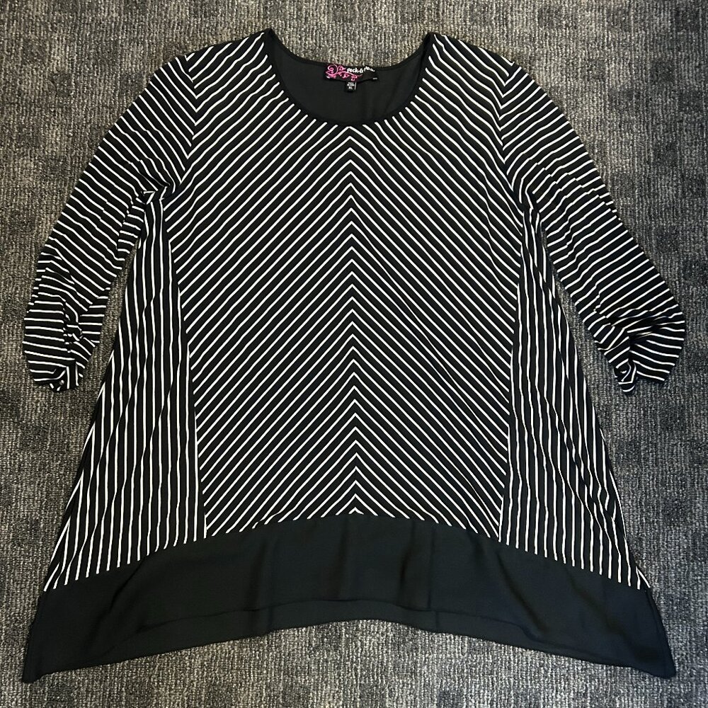 Peck & Peck black/white stripe sharkbite hem top goth asymmetrical XL